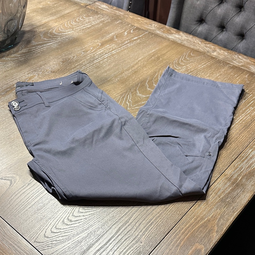 Prana Women’s Charcoal Cargo Pants